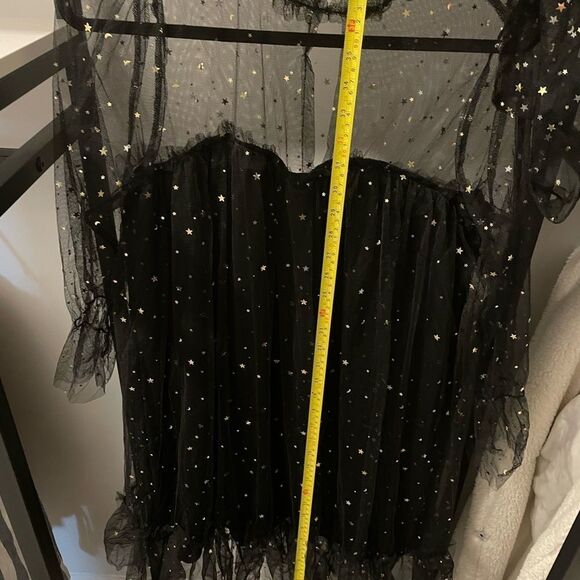 Unique and Gorgeous Star Dress - Picture 3 of 7